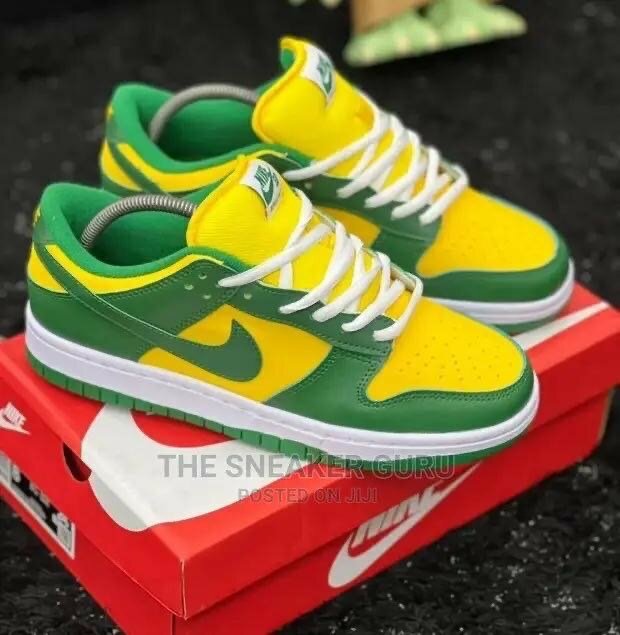 NIKE SB YELLOW AND GREEN