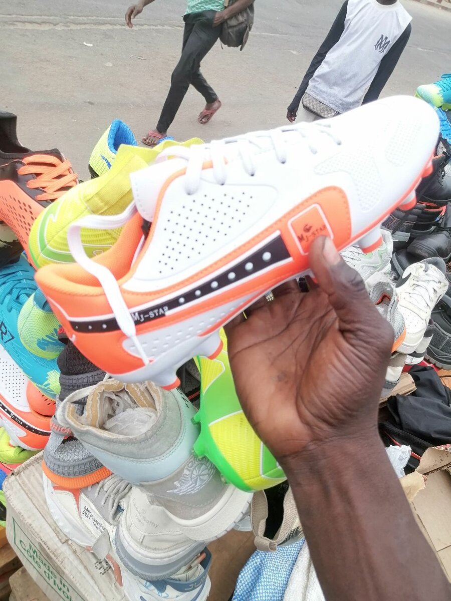 Chaussures de Football Blancs