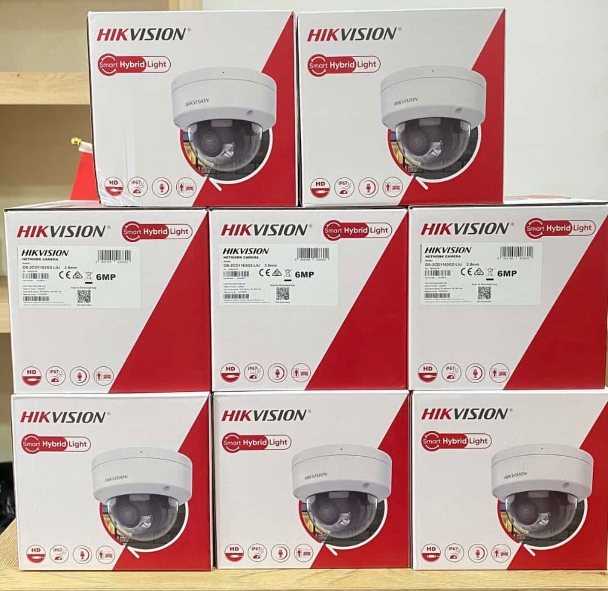 HIKVISION CCTV 4MP IP DOME