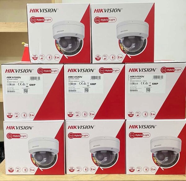 HIKVISION CCTV 4MP IP DOME