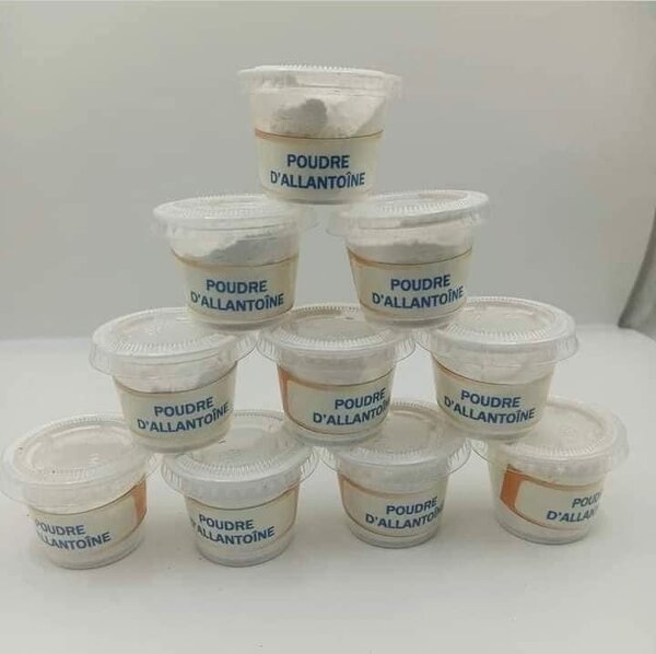 Poudre essentielle pour fabrication de produits cosmétiques