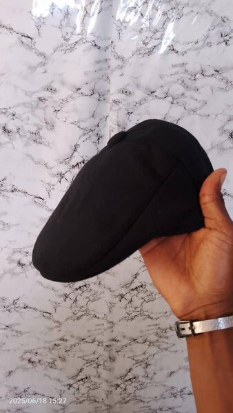 Casquettes plates élégantes