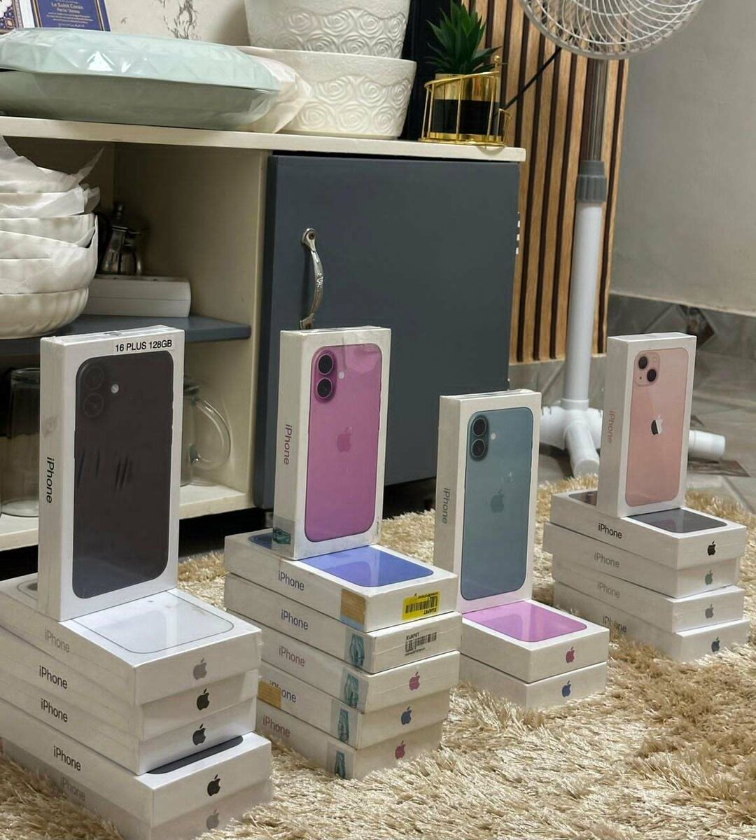 iPhone 16simple  - 128GB