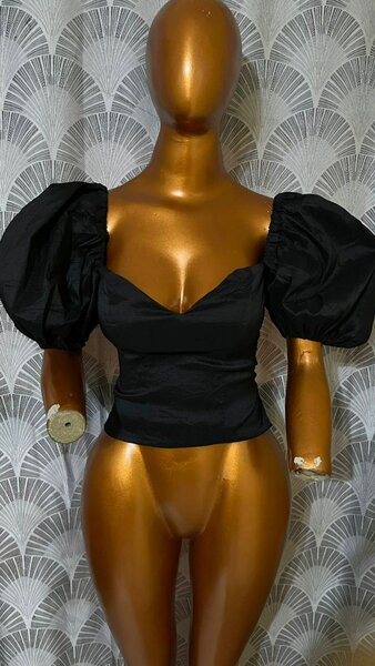 Top femme manches bouffantes