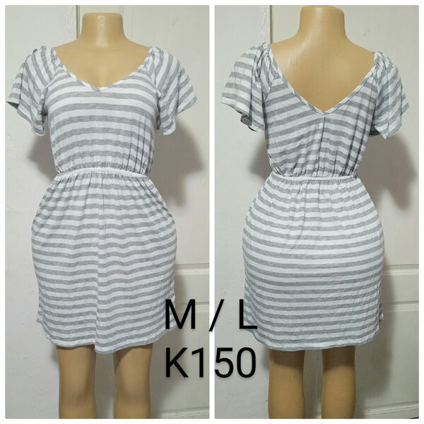 Women's dress in white and gray stripes, size M / L
