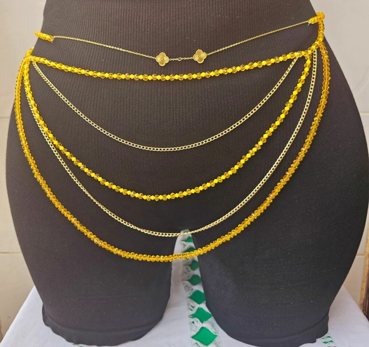 Ceinture élégante multi-rangs