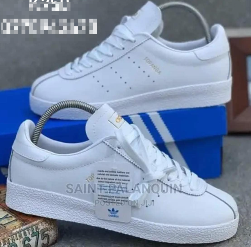 ADIDAS TOPANGA Sneakers
