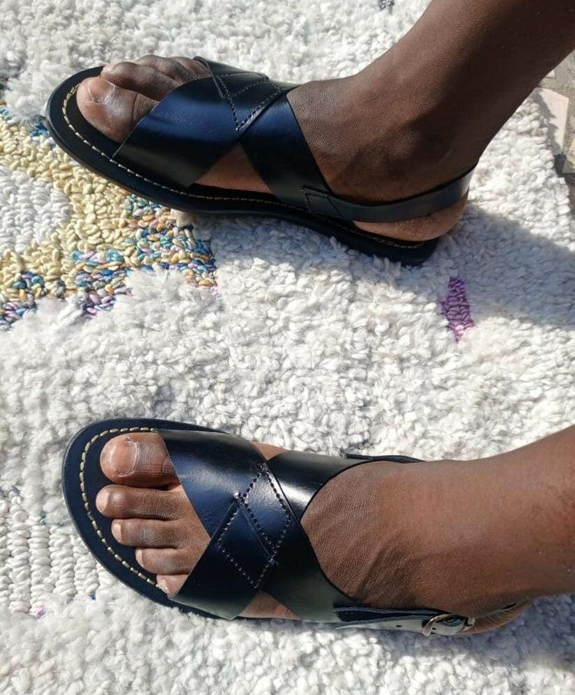 Sandales en cuir homme élégantes