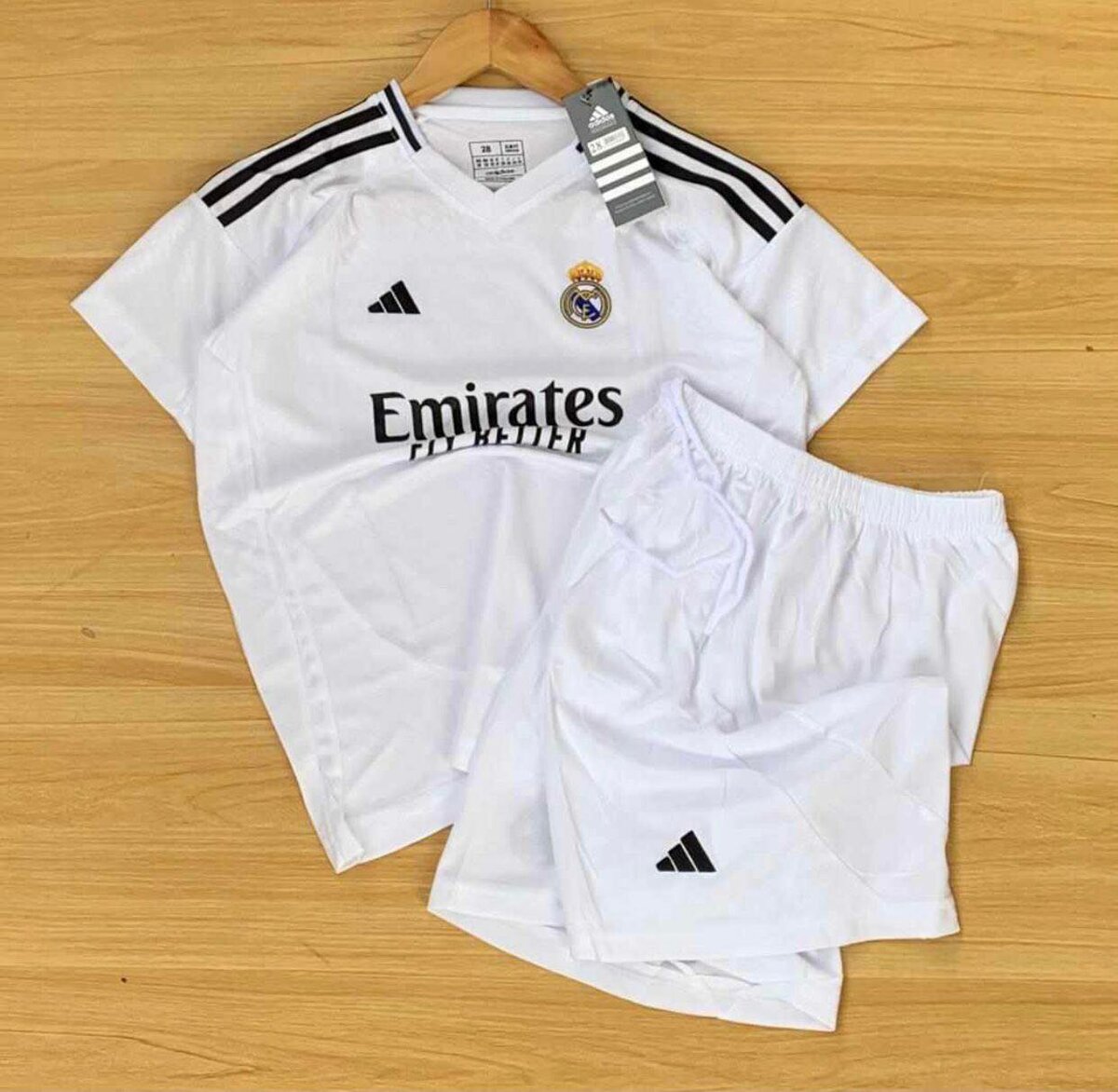 KIDS REAL MADRID HOME JERSEY