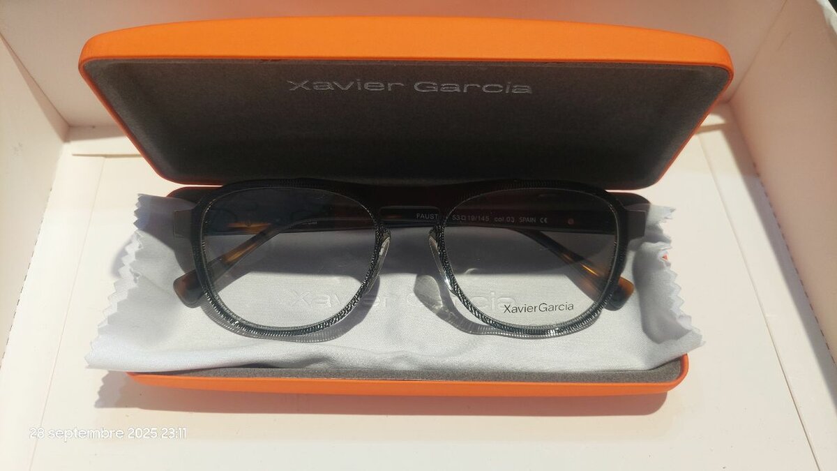 Lunettes Xavier Garcia élégantes