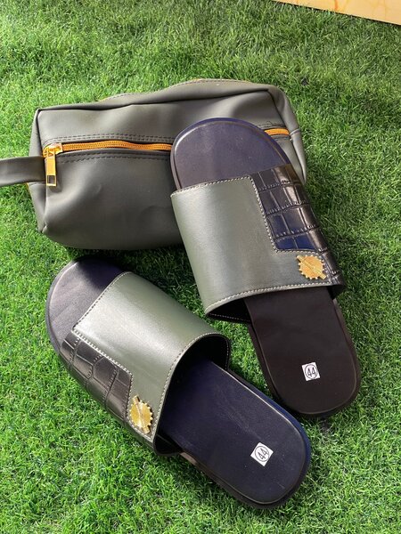 Claquettes élégantes pour hommes