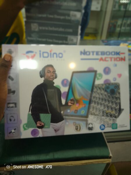 IDINO (NOTEBOOK-ACTION)