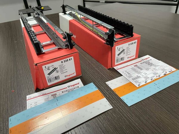 Panneau de brassage Legrand