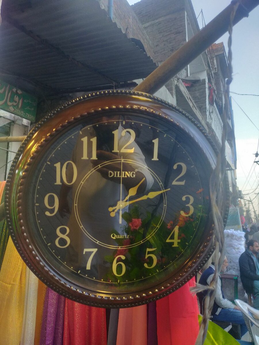 Wall colok ,5 sall ki garnti macheitn ki