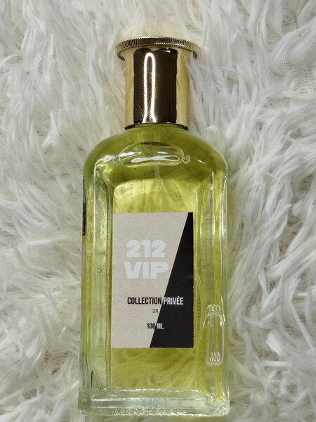 Parfum 212 VIP Collection