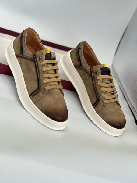Fashion shoes