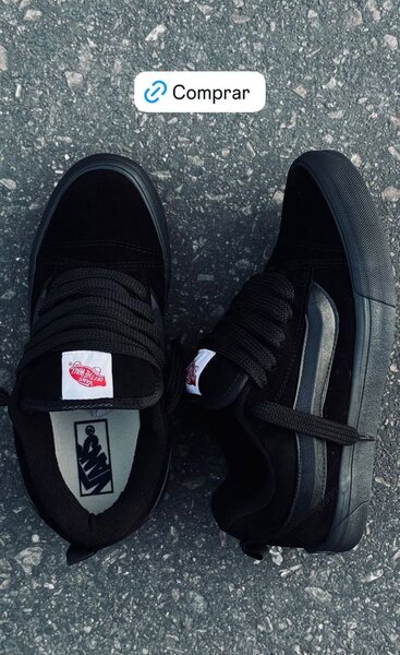 Baskets noires tendance