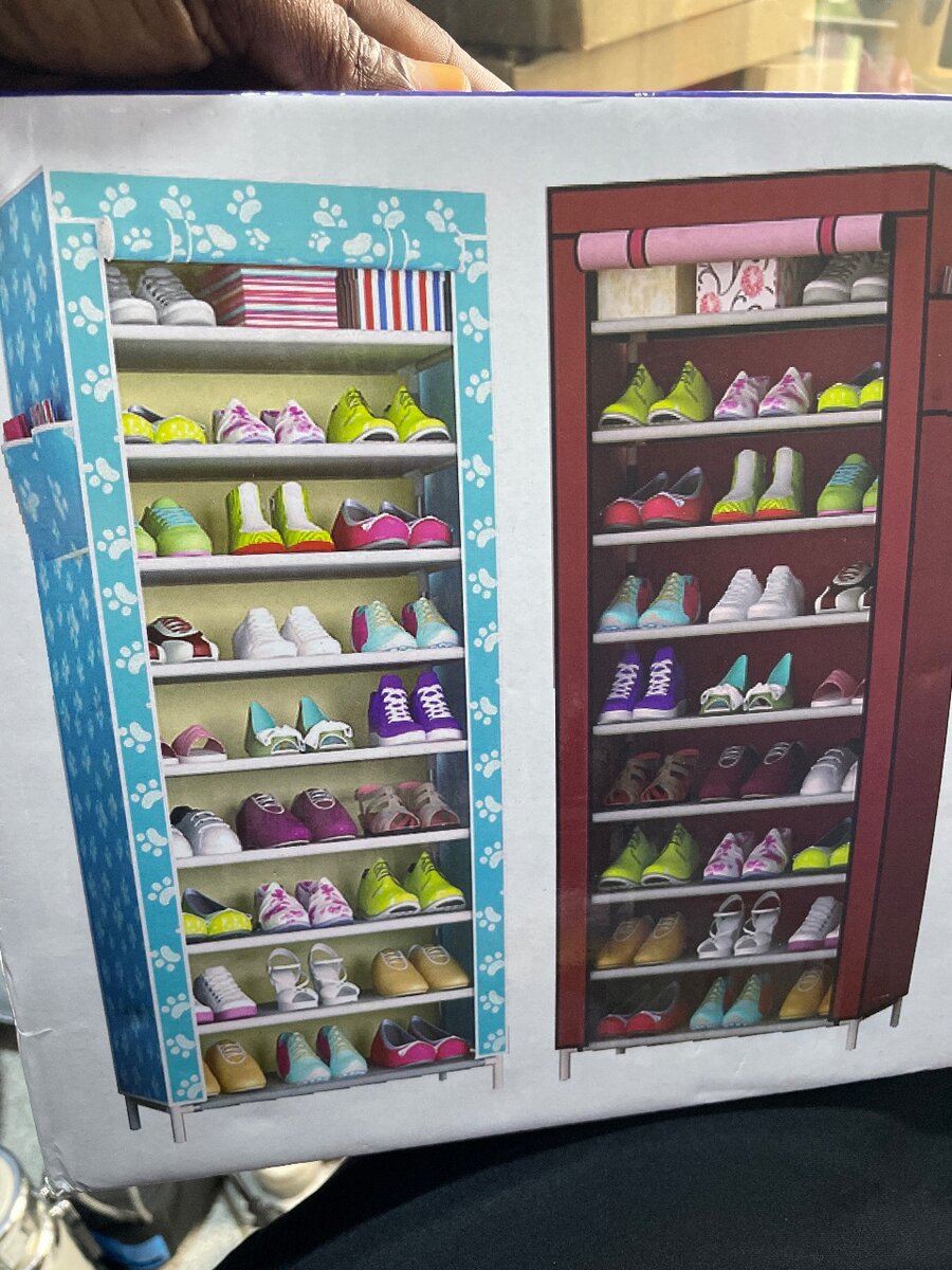 Armoire à chaussures multicouche
