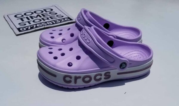 CROCS