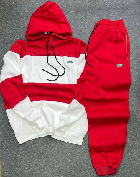 Ensemble sport rouge et blanc