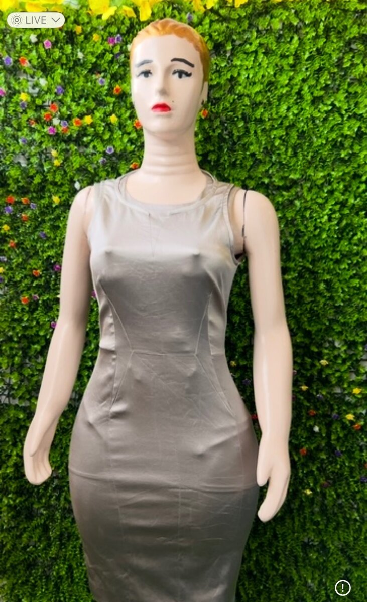 Robe Midi Satinée Élégante