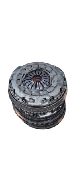 Kit d'embrayage automobile