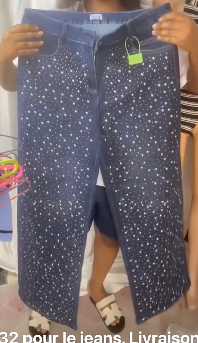 Jean bleu étoilé femme