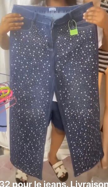 Jean bleu étoilé femme