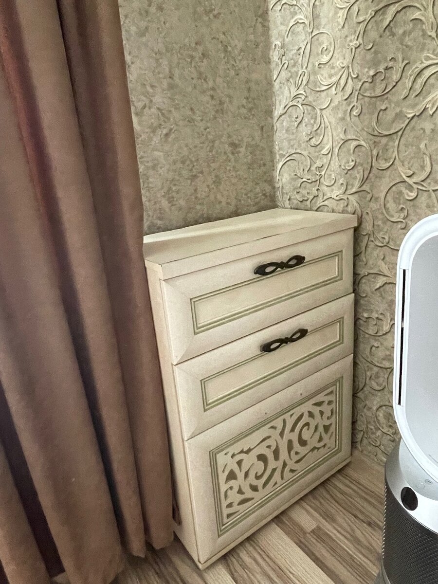 Продается спальный гарнитур