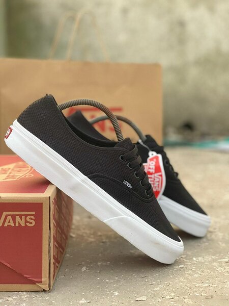 Chaussure Vans authentic