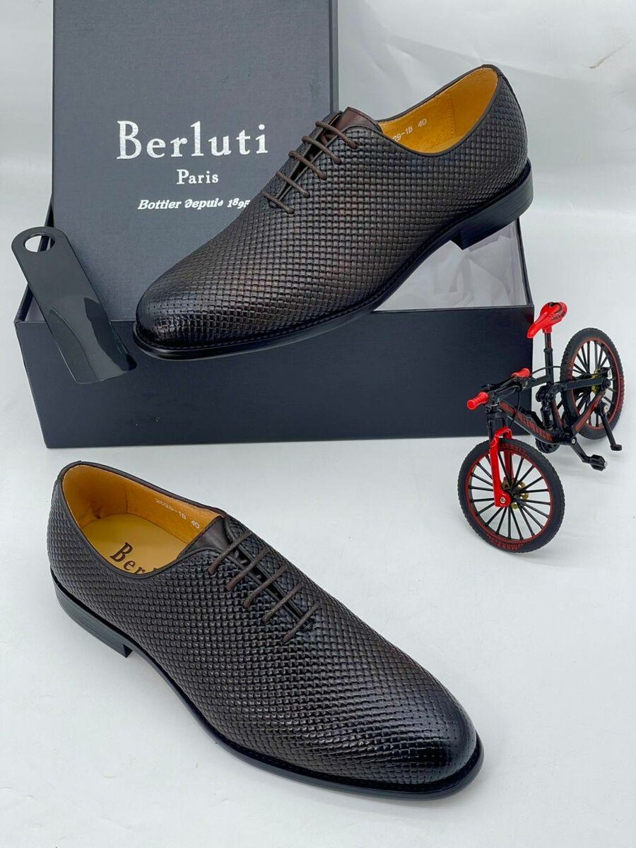 Purely leather solid shoes