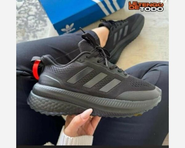 Adidas pureboost all black