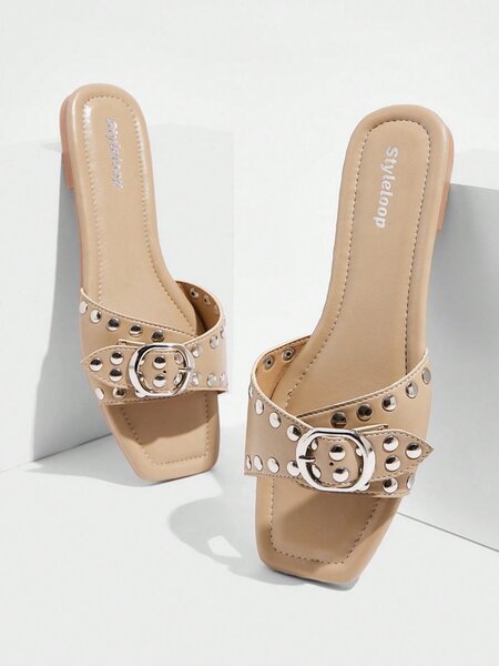 Sandales à talons décoratifs