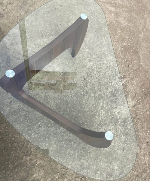 Table basse en verre design