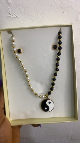 Xuping black and white luxury set