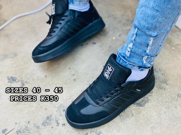 belles baskets pour hommes