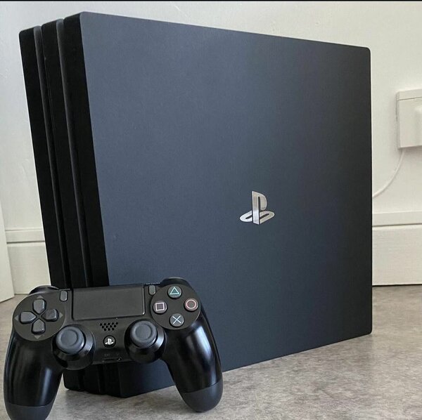 PS4 PRO