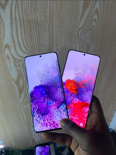 Samsung Galaxy s20 128giga/12ram casineufs importé