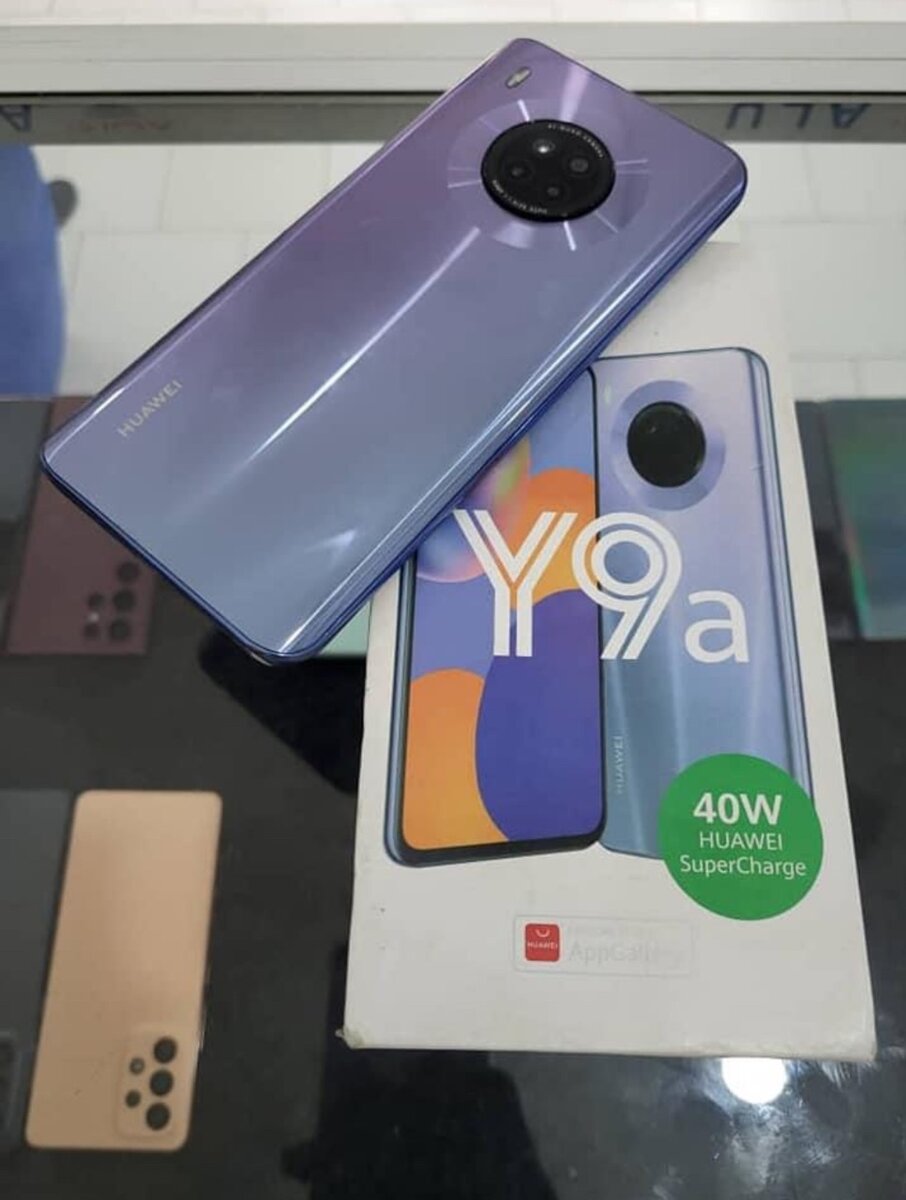 HUAWEI Y9
