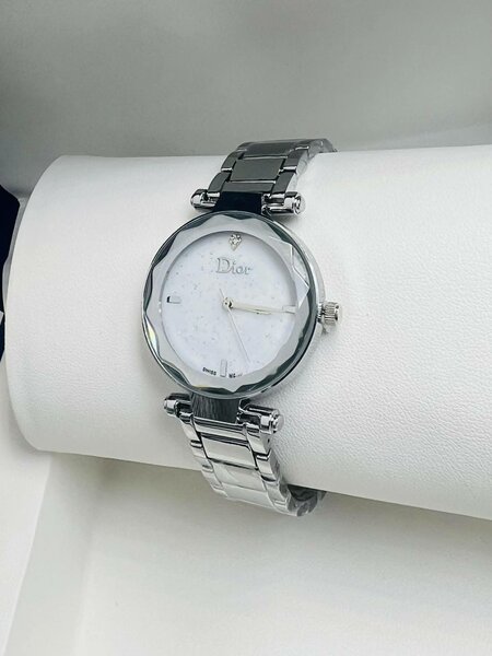 Montre dior