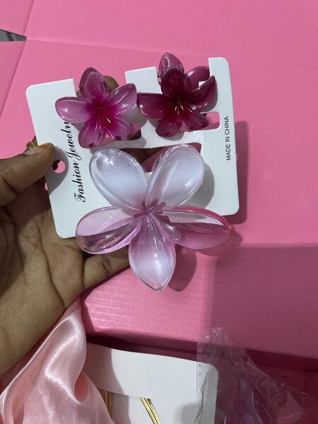 Pinces à cheveux fleurs roses