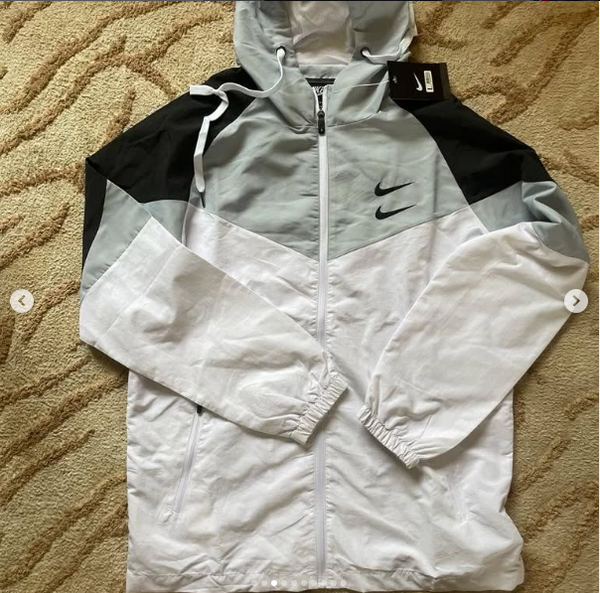 nike windrunner