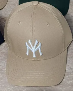 мужская кепка