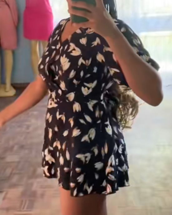 Elegant women's dress size M 