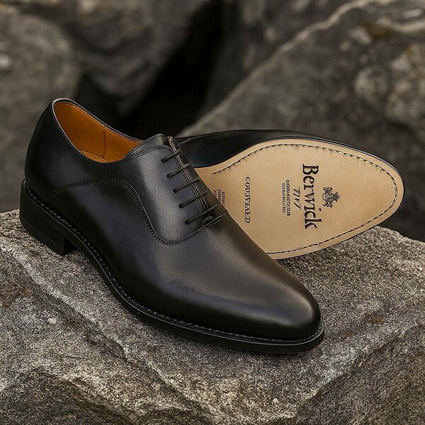 Chaussures Derby en cuir noir