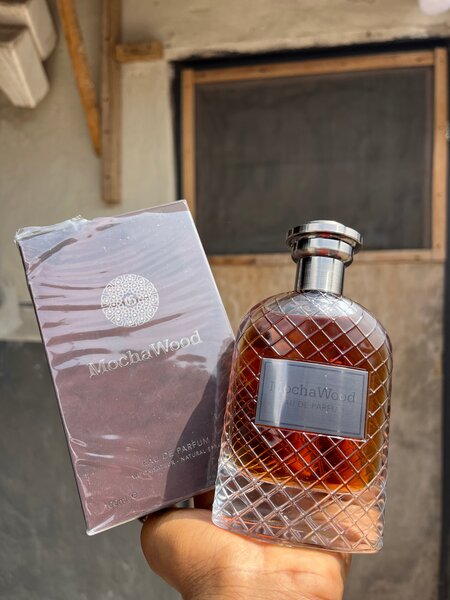 Parfum Elegant Mocha Wood