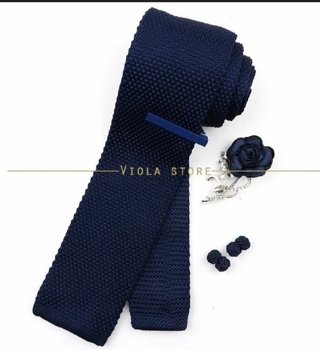 Cravate en tricot pour hommes élégante