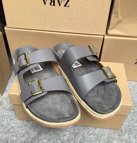 Sandales confort en cuir gris