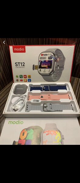 Montre Connectée avec Caméra