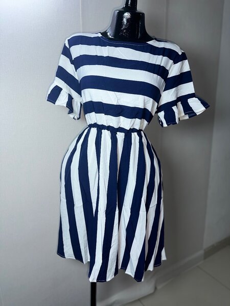 Robe Élégante à Rayures